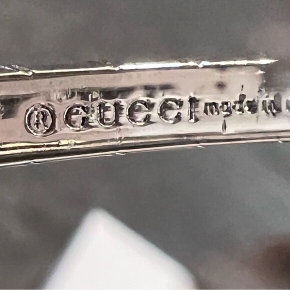 Gucci Interlocking GG Silver Crystal Multi Finger Ring - Picture 5 of 6